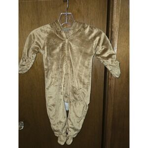 Bass Pro Shops White tailed Deer Buck Costum  12m